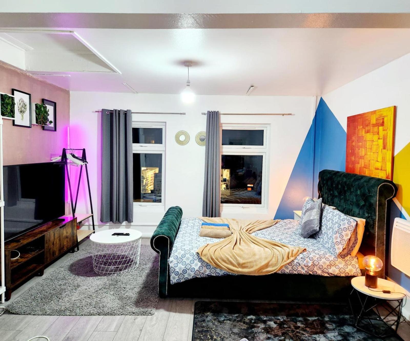 New Deluxe Studio Apt-2 Лондон Номер фото